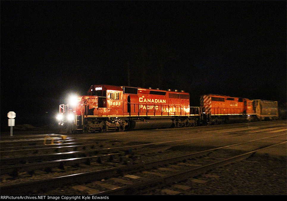 CP SD40-2 #5698 on THE FINAL "D&H 159"